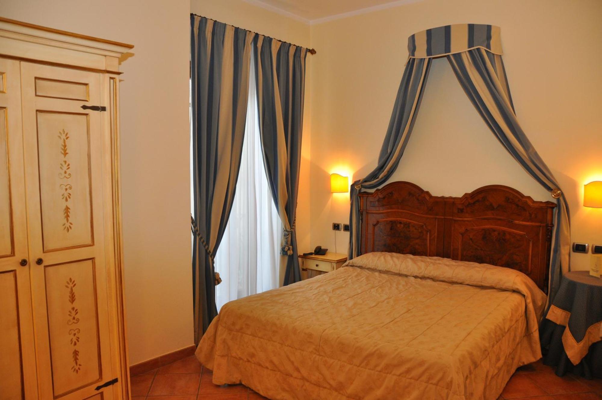 Hotel Urbano V Montefiascone Dış mekan fotoğraf